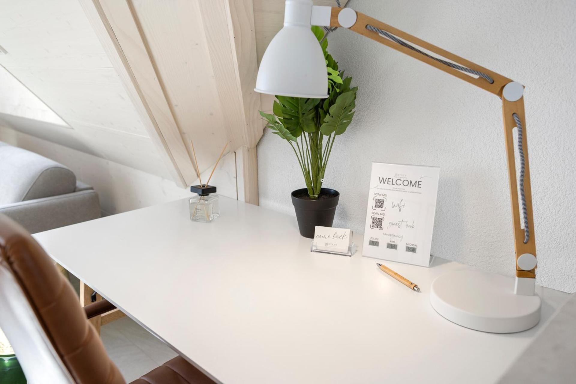 Stayy Flagship Limmattal - Contactless Check-In Schlieren Phòng bức ảnh
